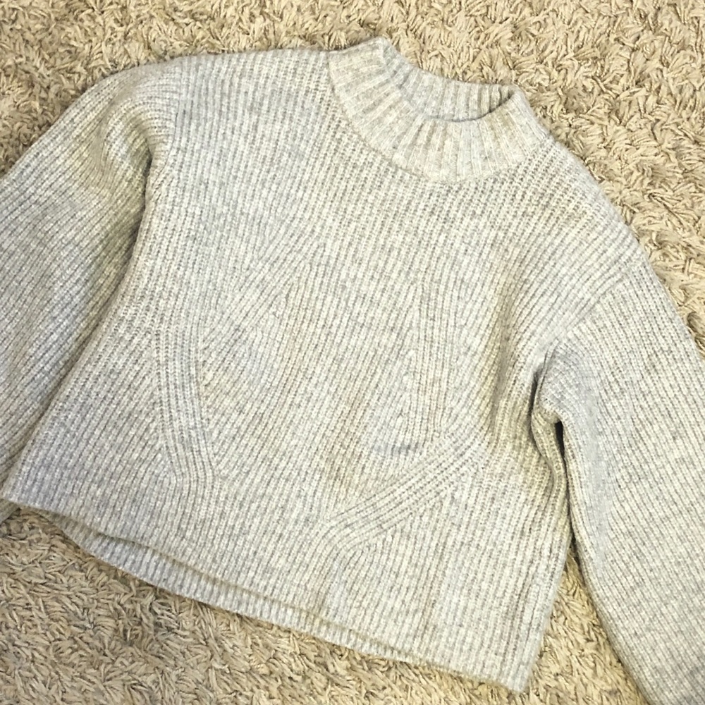 H&M Gray Ribbed Sweater - Picture 3 of 7